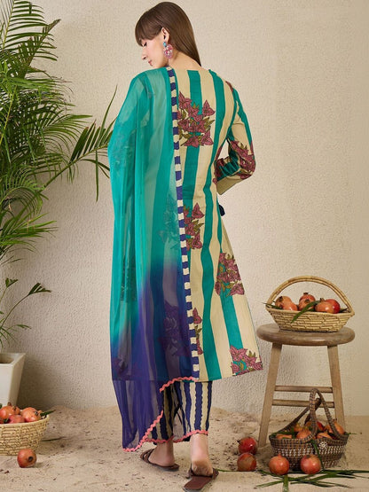 Women Printed Regular Thread Work Pure Cotton Kurta with Trousers & With Dupatta