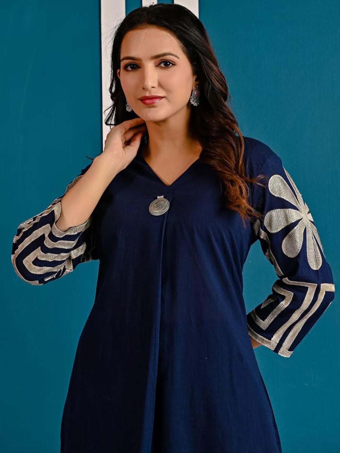 Dhiyona IE Women Embroidered Regular Thread Work Pure Cotton A-Line Kurta with Trousers