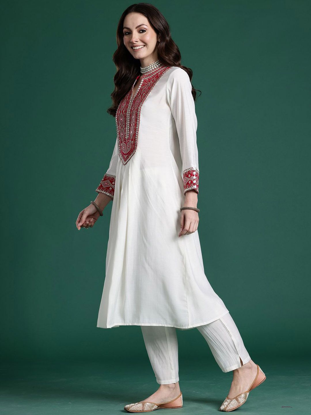 Dhiyona IE Embroidered Top With Trousers Co-Ords