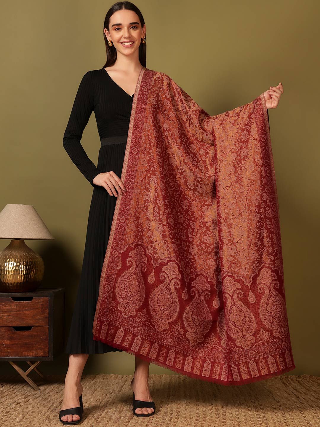 Dhiyona PA Paisley Woven Design Hunar Zari Kaani Shawl