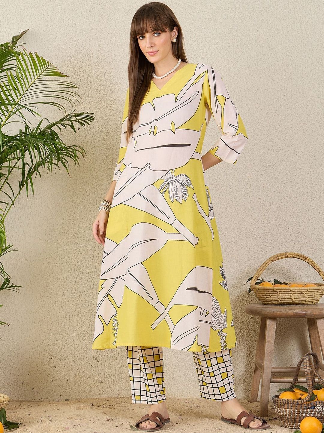 Dhiyona IE Women Ethnic Motifs Printed V Neck Pure Cotton Kurta with Trousers