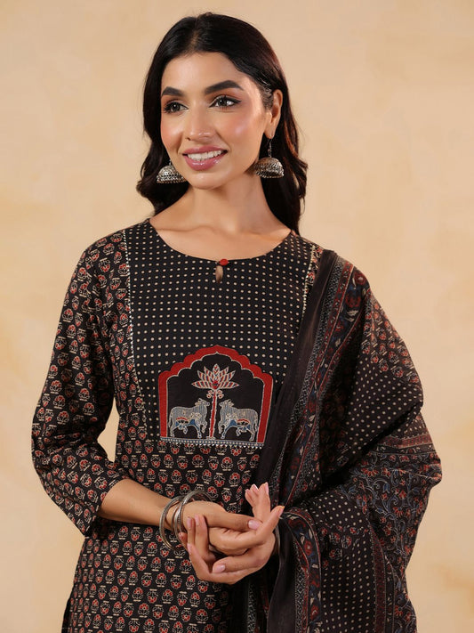 Ethnic Motifs Printed Pure Cotton Straight Kurta With Trousers & Dupatta
