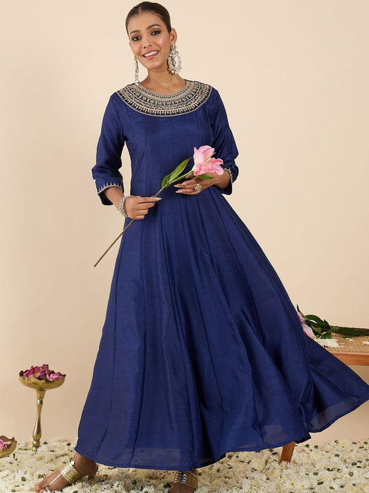 Women Ethnic Motifs Embroidered Panelled Thread Work Kurta with Trousers