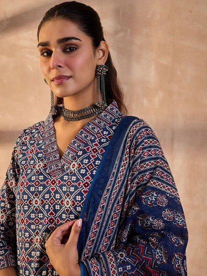 Women Ethnic Motifs Printed Cotton Kurta with Trousers & Dupatta