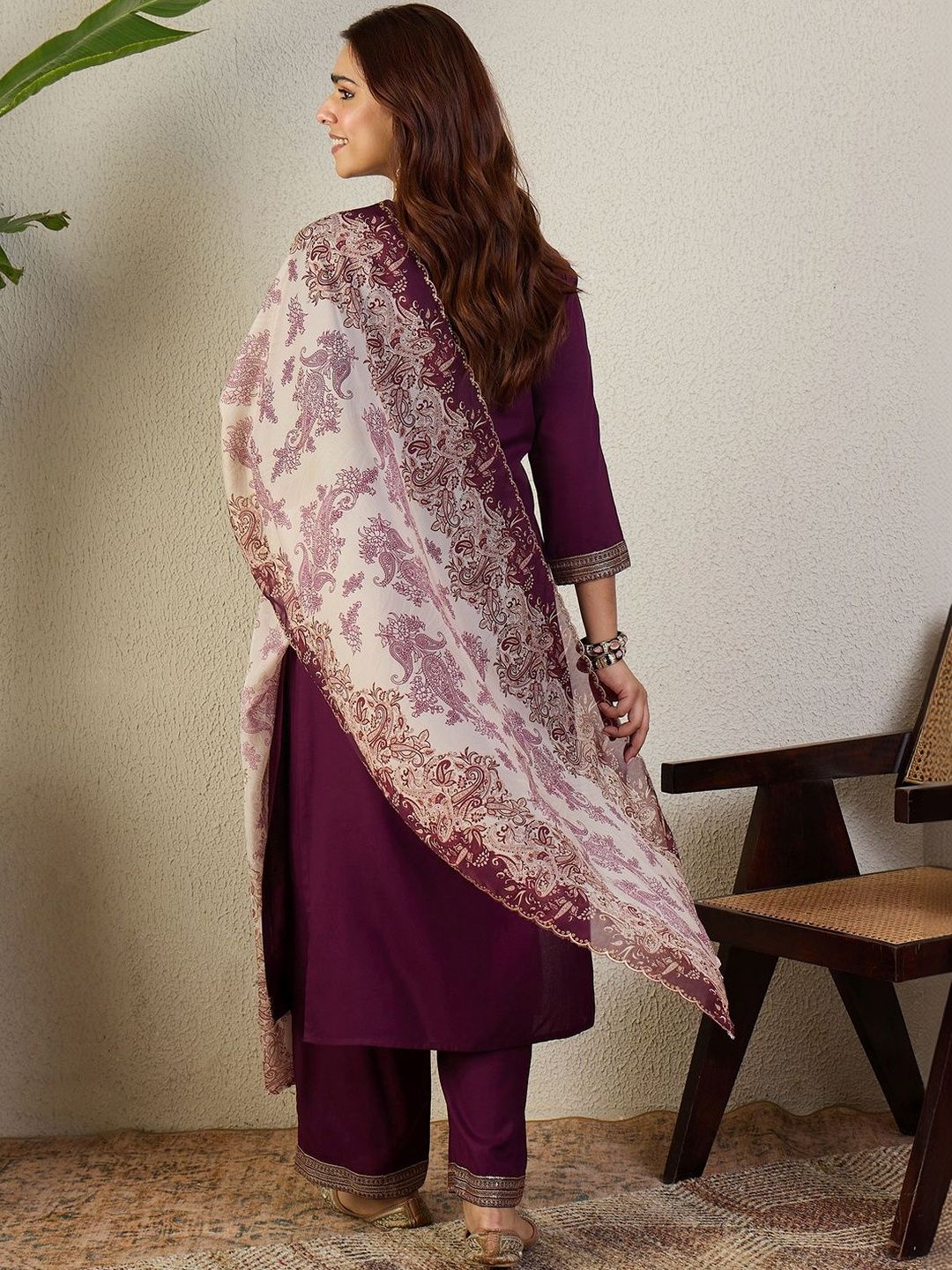 Women Ethnic Motifs Embroidered Regular Thread Work Kurta with Trousers & Dupatta