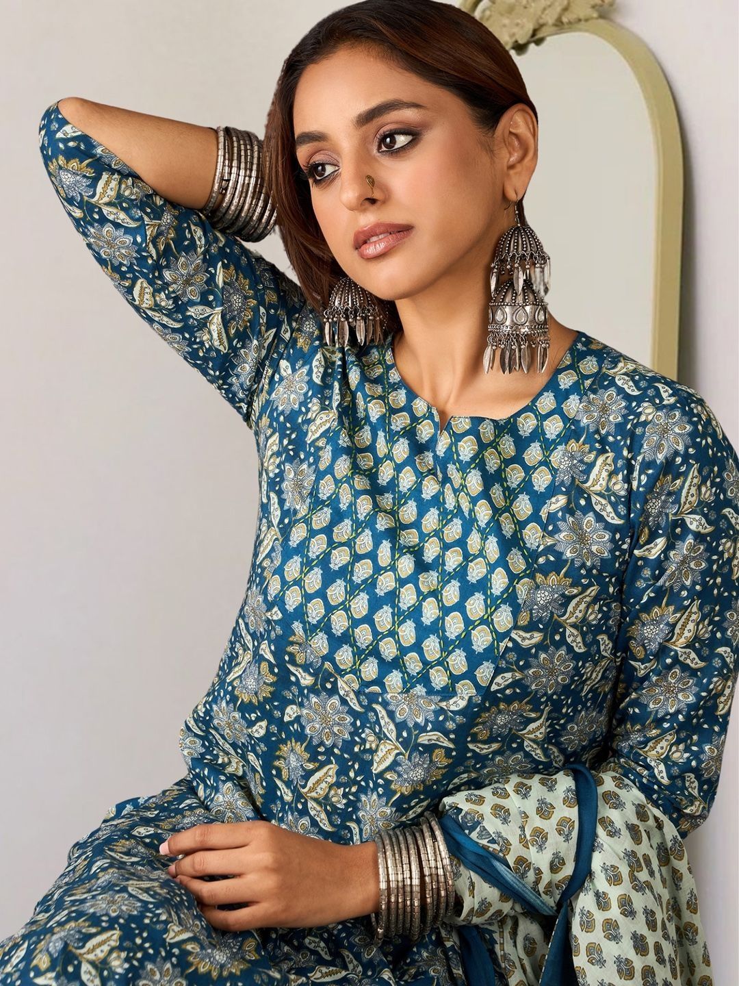 Women Ethnic Motifs Printed Regular Pure Cotton Kurta with Trousers & With Dupatta