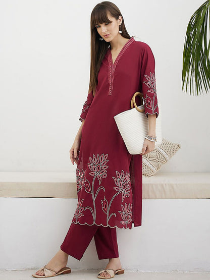 Women Ethnic Motifs Embroidered Thread Work Pure Cotton Kurta with Trousers
