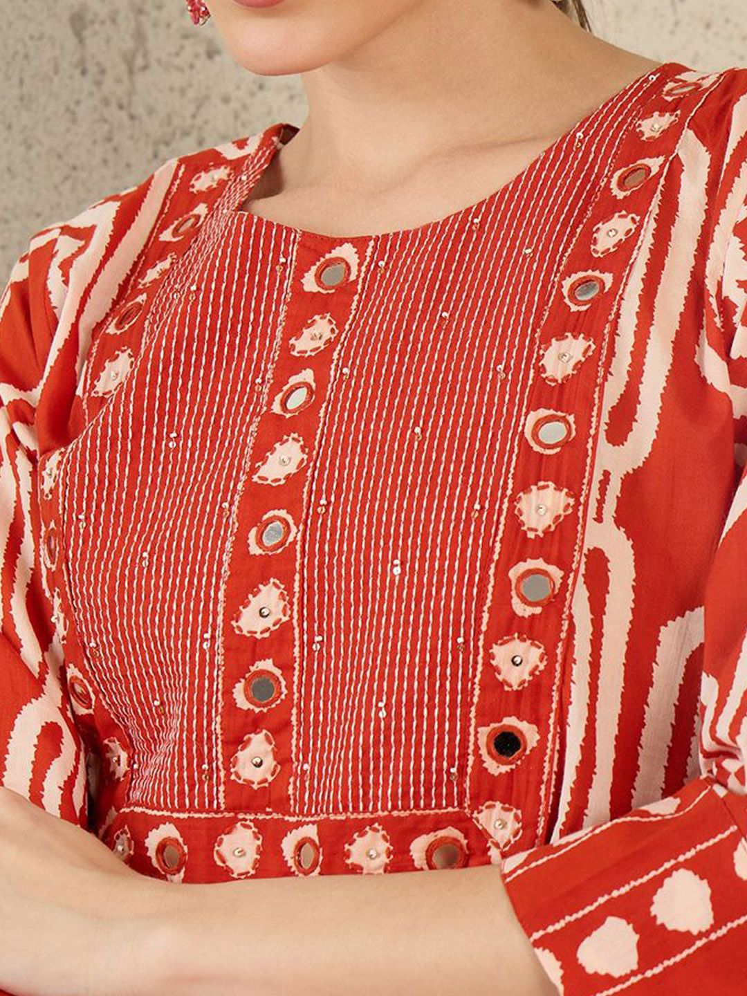 Dhiyona IE Women Printed Round Neck Cotton Top and Trousers Co-Ords