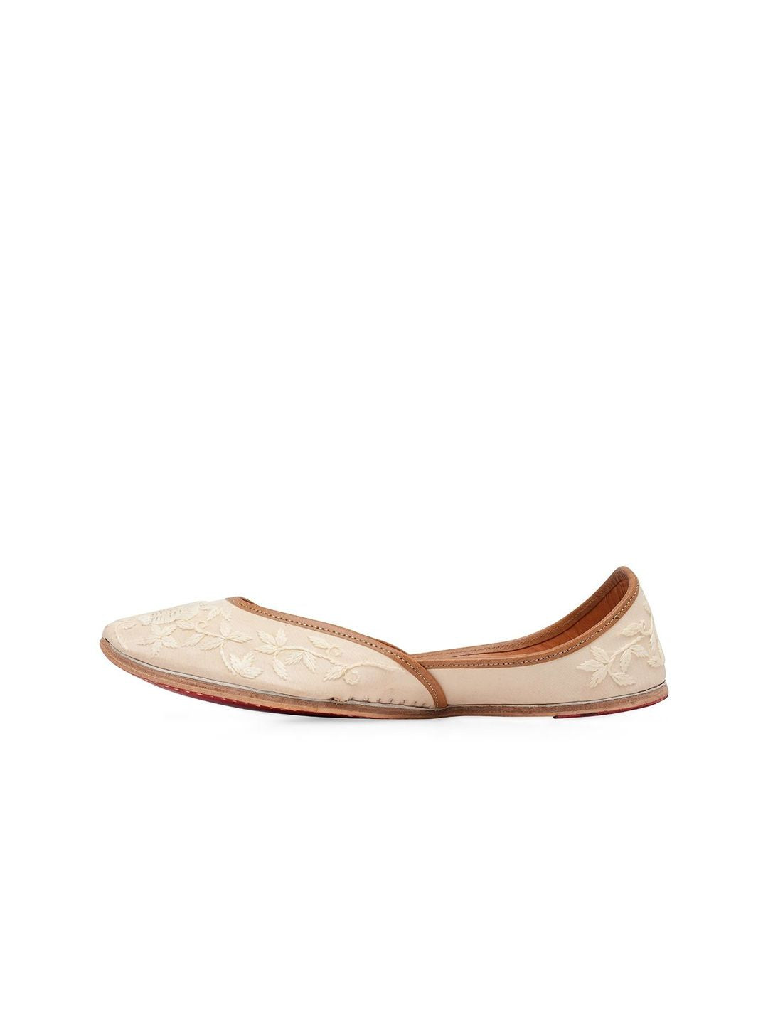 Dhiyona HOP Women Emboidered Leather Mojaris