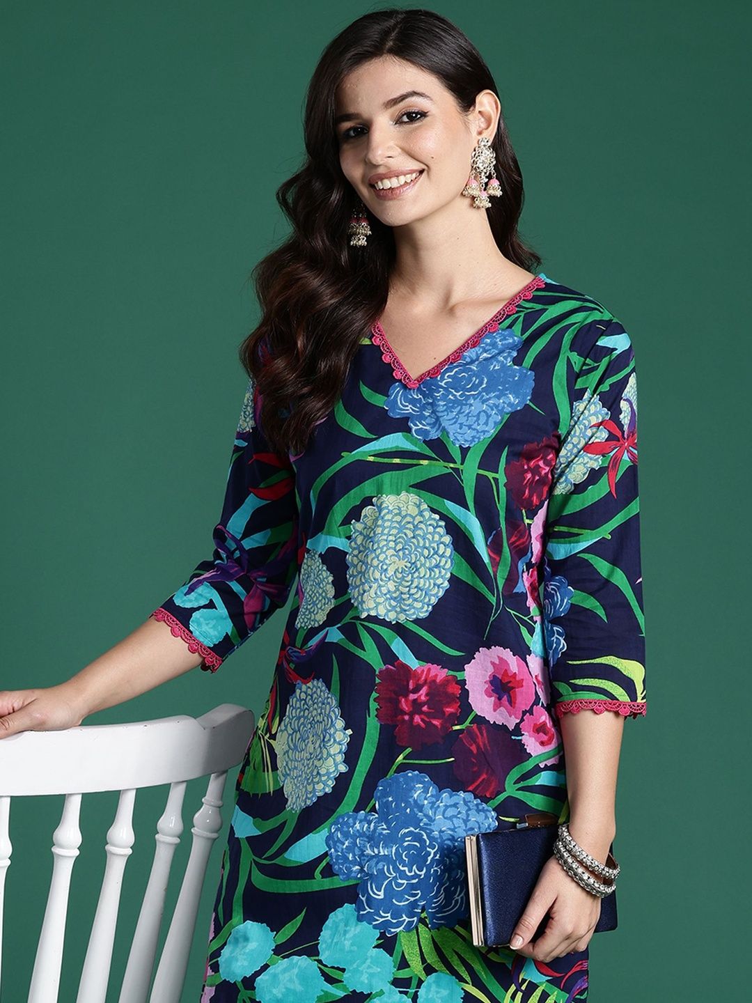 Women Floral Printed Regular Pure Cotton Kurta with Trousers