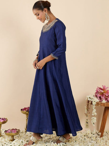 Women Ethnic Motifs Embroidered Panelled Thread Work Kurta with Trousers