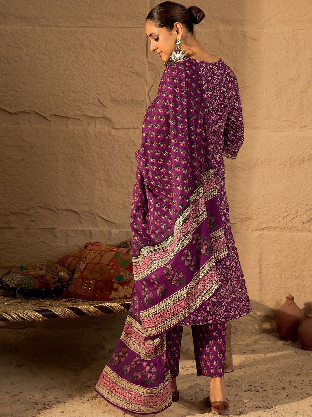 Women Floral Printed Regular Pure Cotton Straight Kurta with Trousers & Dupatta