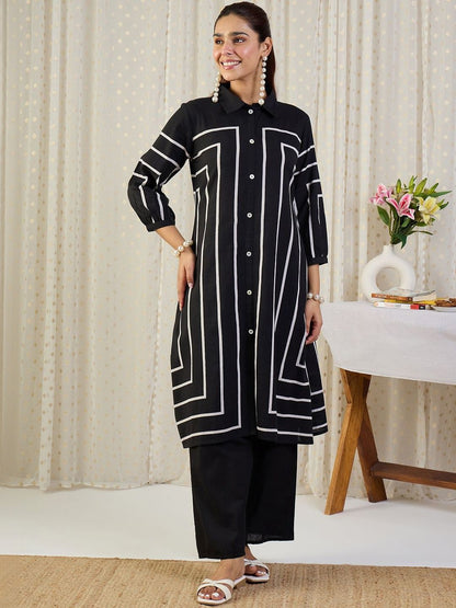 Geometric Printed Shirt Collar Straight Kurta With Trousers
