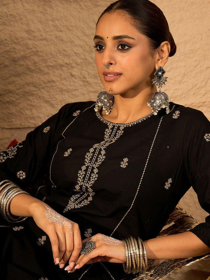 Dhiyona IE Black Embroidered Pure Cotton Round Neck Tunic With Trouser