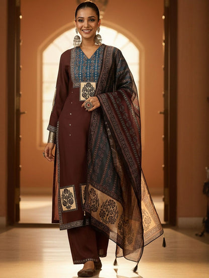 Ethnic Motifs Printed V-Neck Straight Kurta With Trousers & Dupatta