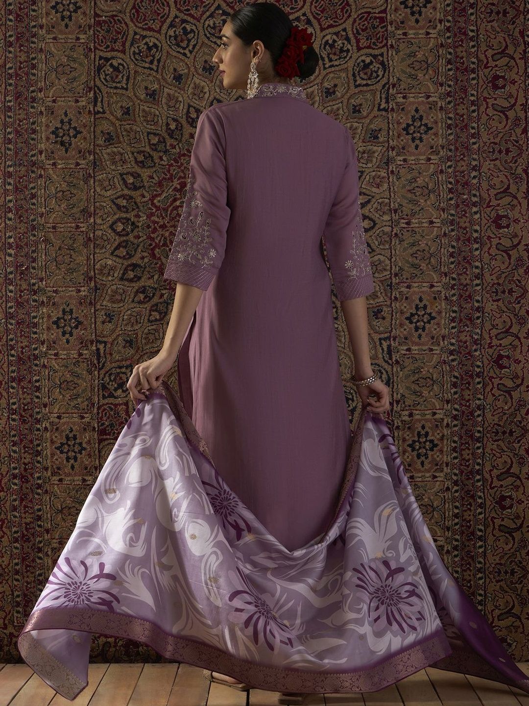 Floral Embroidered Thread Work Straight Kurta With Trousers & Dupatta