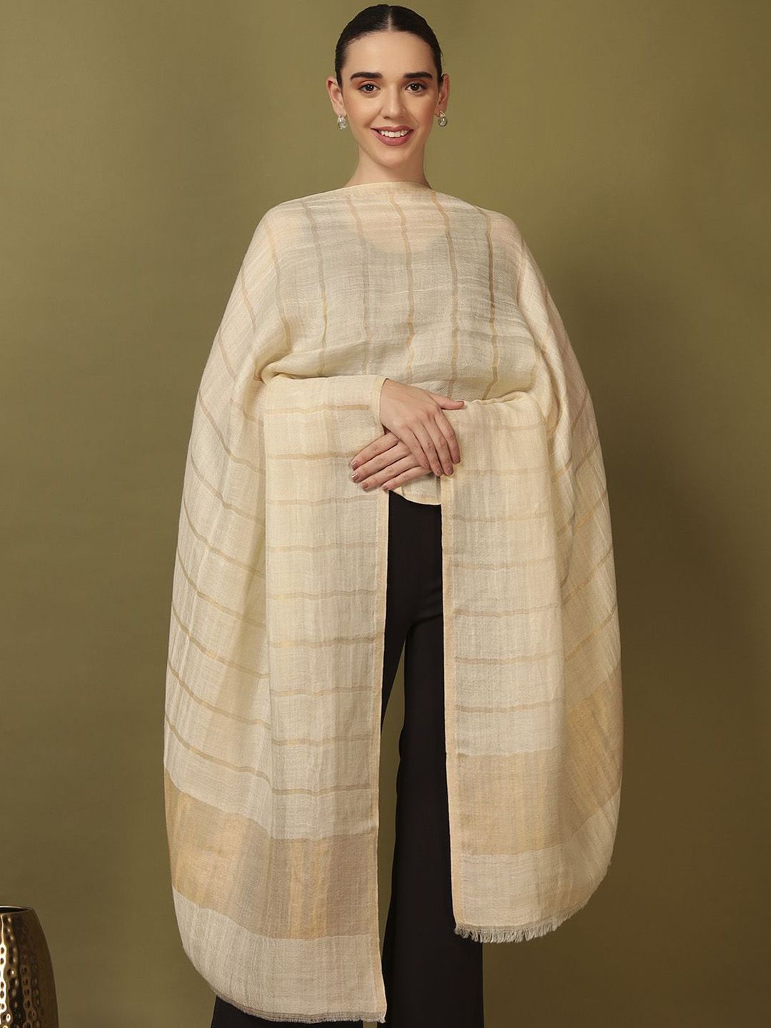 Dhiyona PA Checked Woven Design Reversible Gulzarim Pashmina Fine Wool Shawl