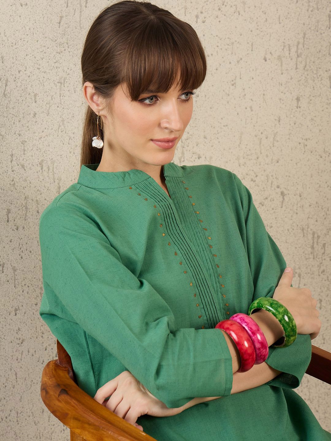 Women Floral Embroidered Regular Thread Work Kurta with Palazzos