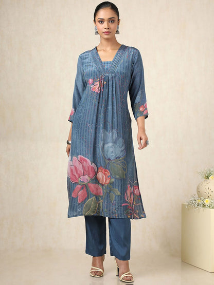 Dhiyona SO Women's Floral Printed Pleated Square Neck Beads & Stones Kurta With Trousers And Dupatta