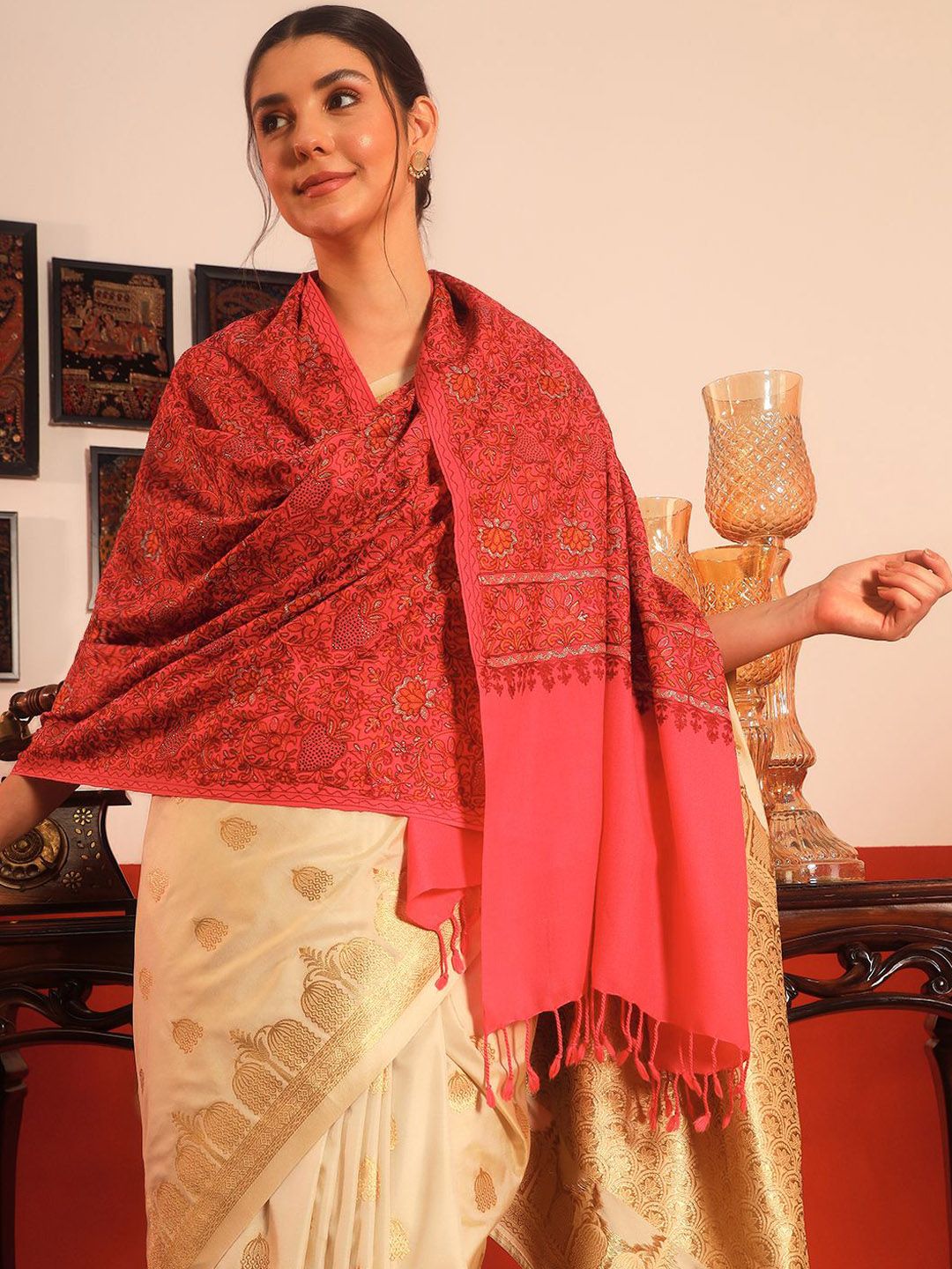 Dhiyona PA Floral Embroidered Tasselled Bordered Shawl