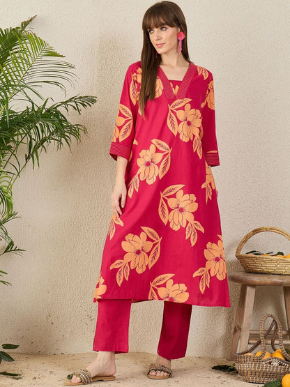 Women Floral Printed Pure Cotton Kurta with Trousers