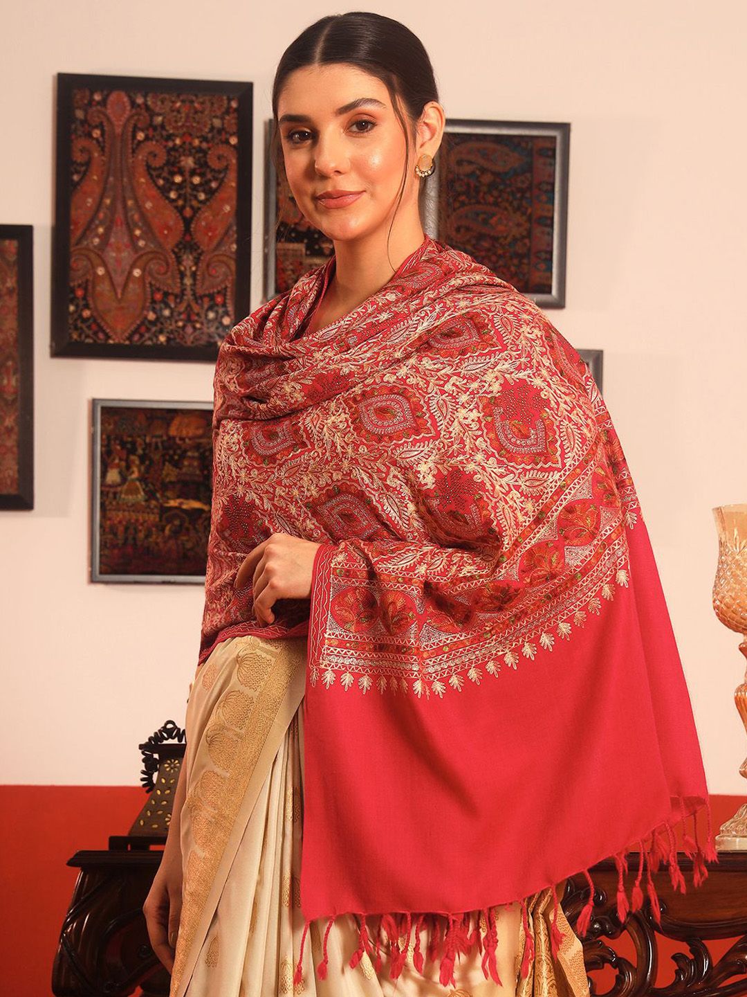 Dhiyona PA Paisley Embroidered Shawl