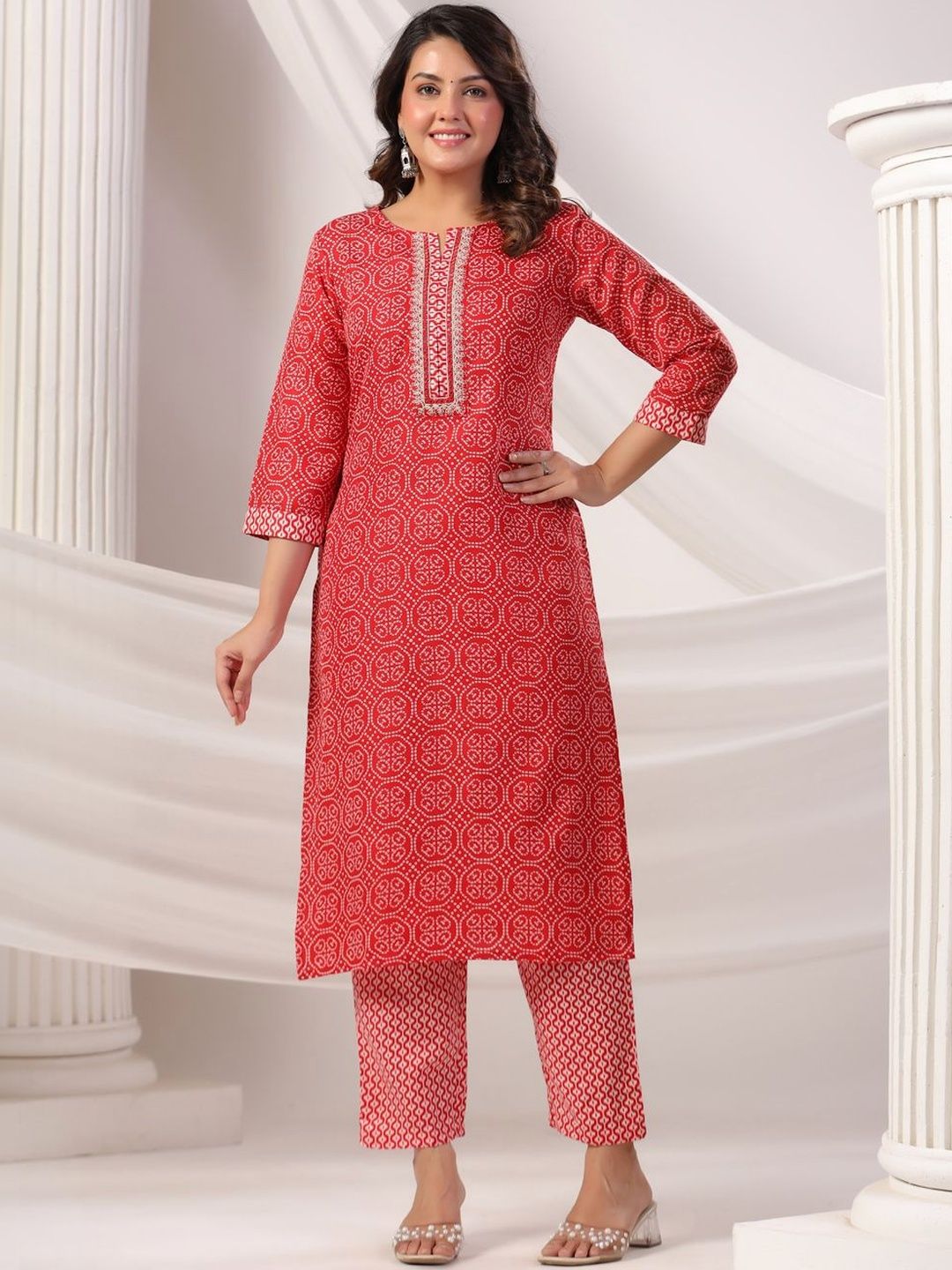 Women Printed Regular Thread Work Pure Cotton Kurta with Trousers & With Dupatta