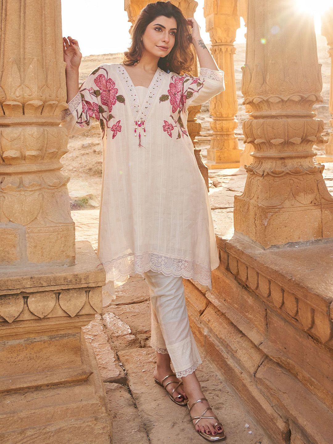Floral Embroidered Beads And Stones V-Neck A-Line Pure Cotton Kurta With Trousers