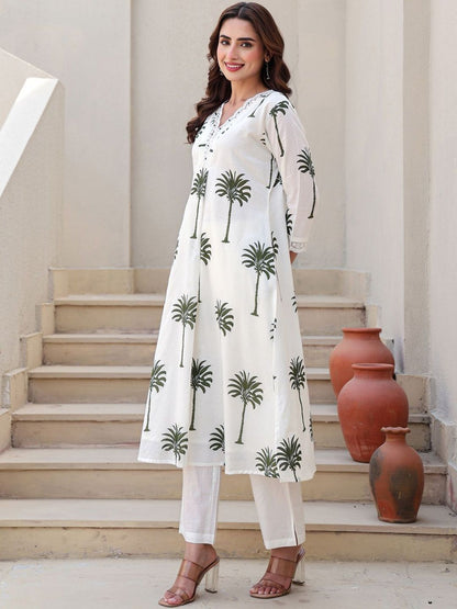 Women Ethnic Motifs Printed Cotton A-Line Kurta with Trousers