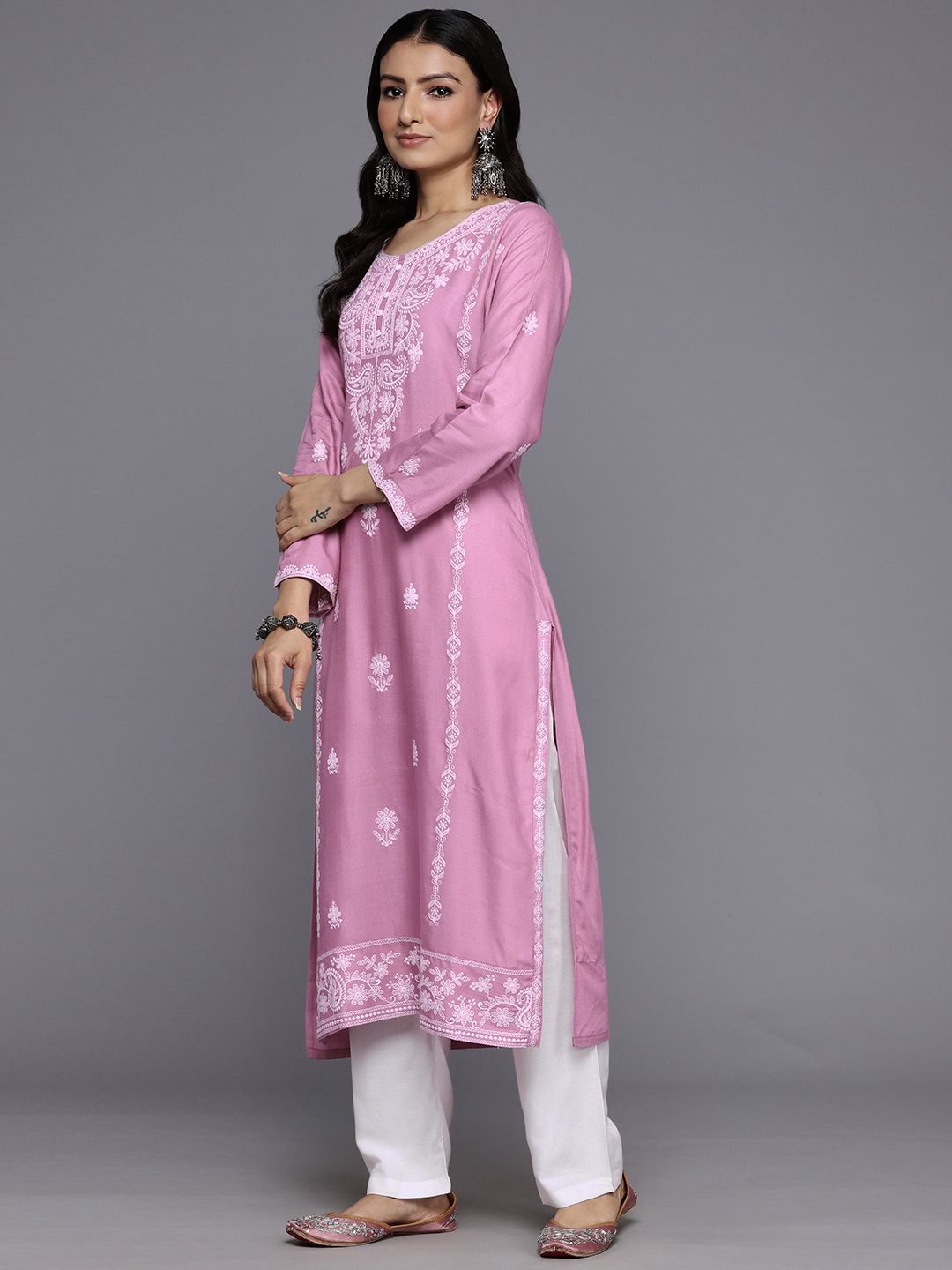 Dhiyona VA Women'sFloral Embroidered Regular Thread Work Kurta With Trousers & Dupatta