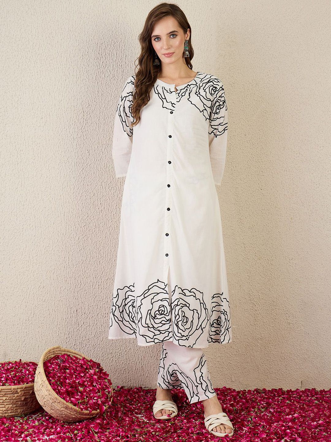 Women Ethnic Motifs Printed Regular Mirror Work Pure Cotton Kurta Trousers