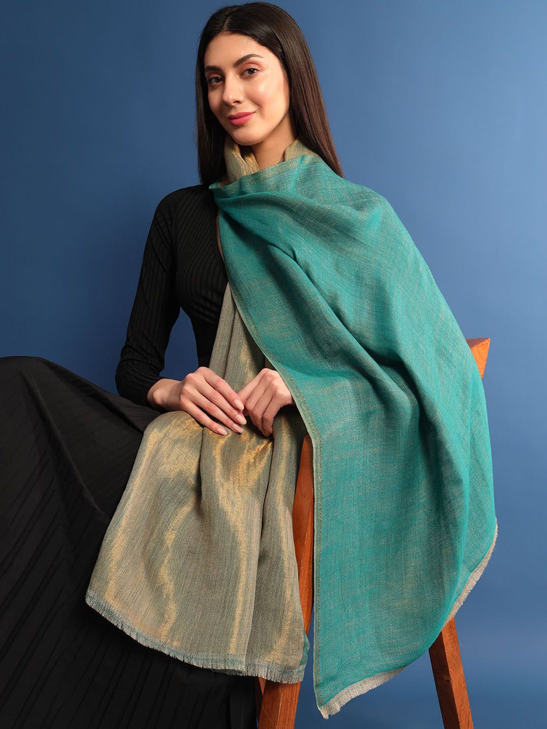 Dhiyona PA Woven Design Woollen Shawl