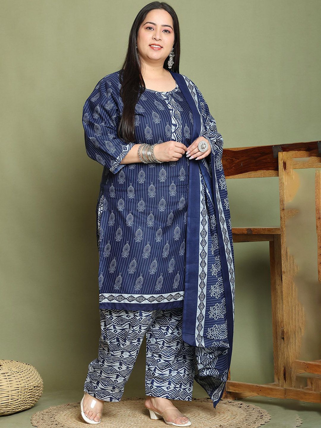 Dhiyona KL Women Floral Printed Regular Kurti with Salwar & Dupatta