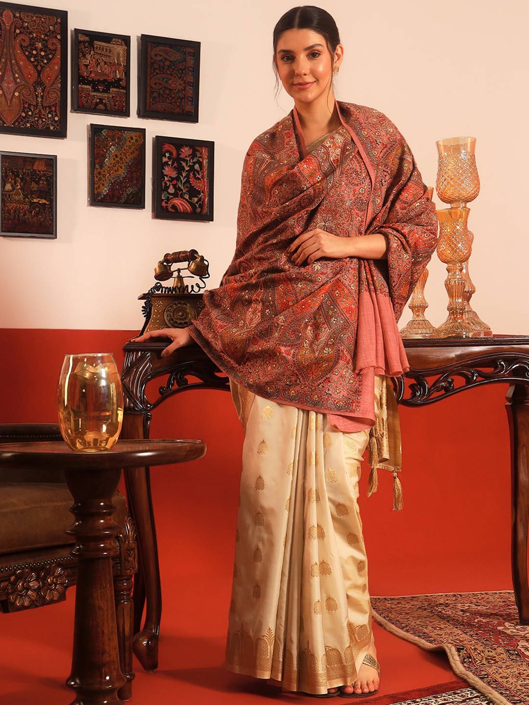 Dhiyona PA Paisley Embroidered Woolen Shawl