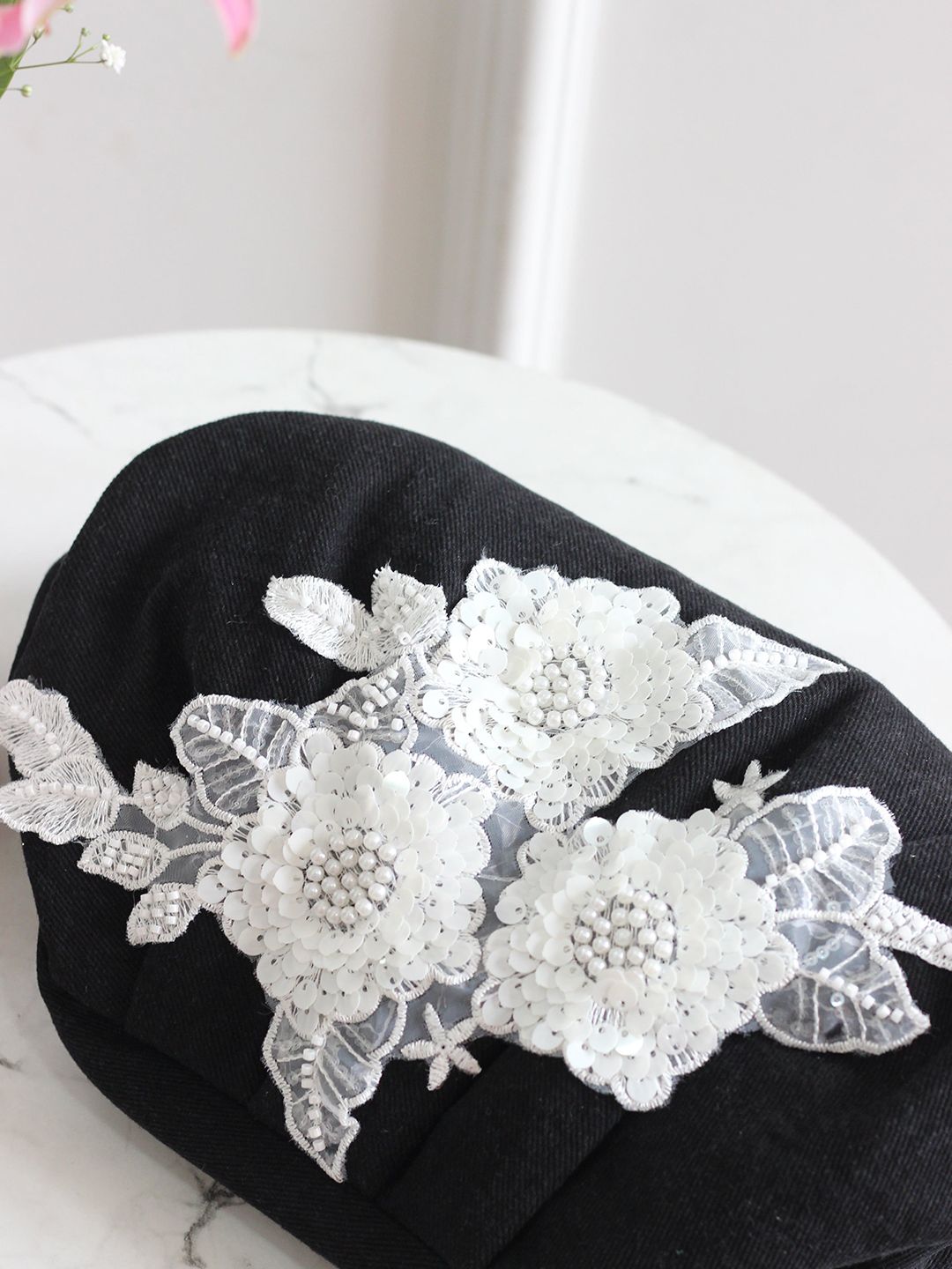 Dhiyona NR Floral Embroidered Sequinned Purse