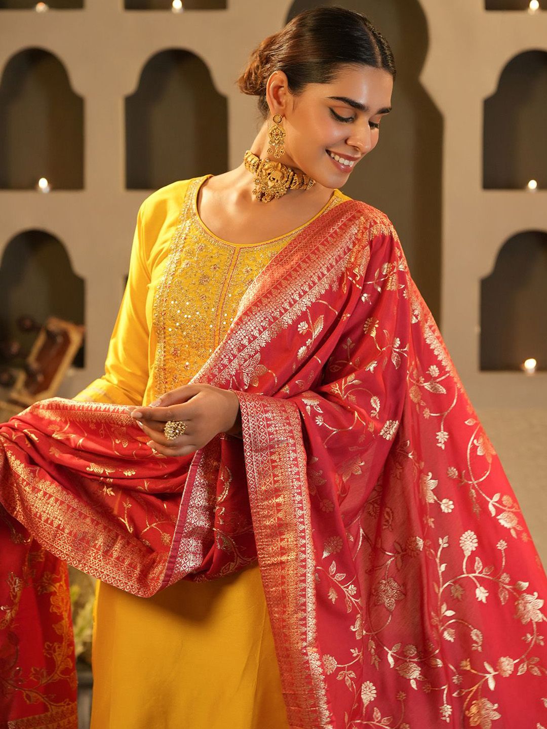 Dhiyona IE Women's Floral Yoke Design Round Neck Zari Straight Kurta & Trousers With Dupatta