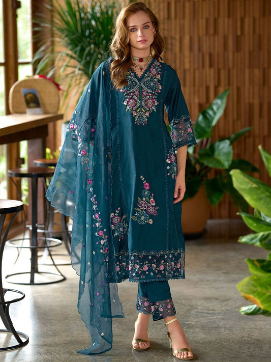 Women Floral Embroidered Panelled Sequinned Kurta with Trousers & Dupatta