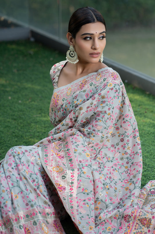 Dhiyona GR Women's Raaga Cloud White Jamewar Kashmiri Soft Modal Silk Saree