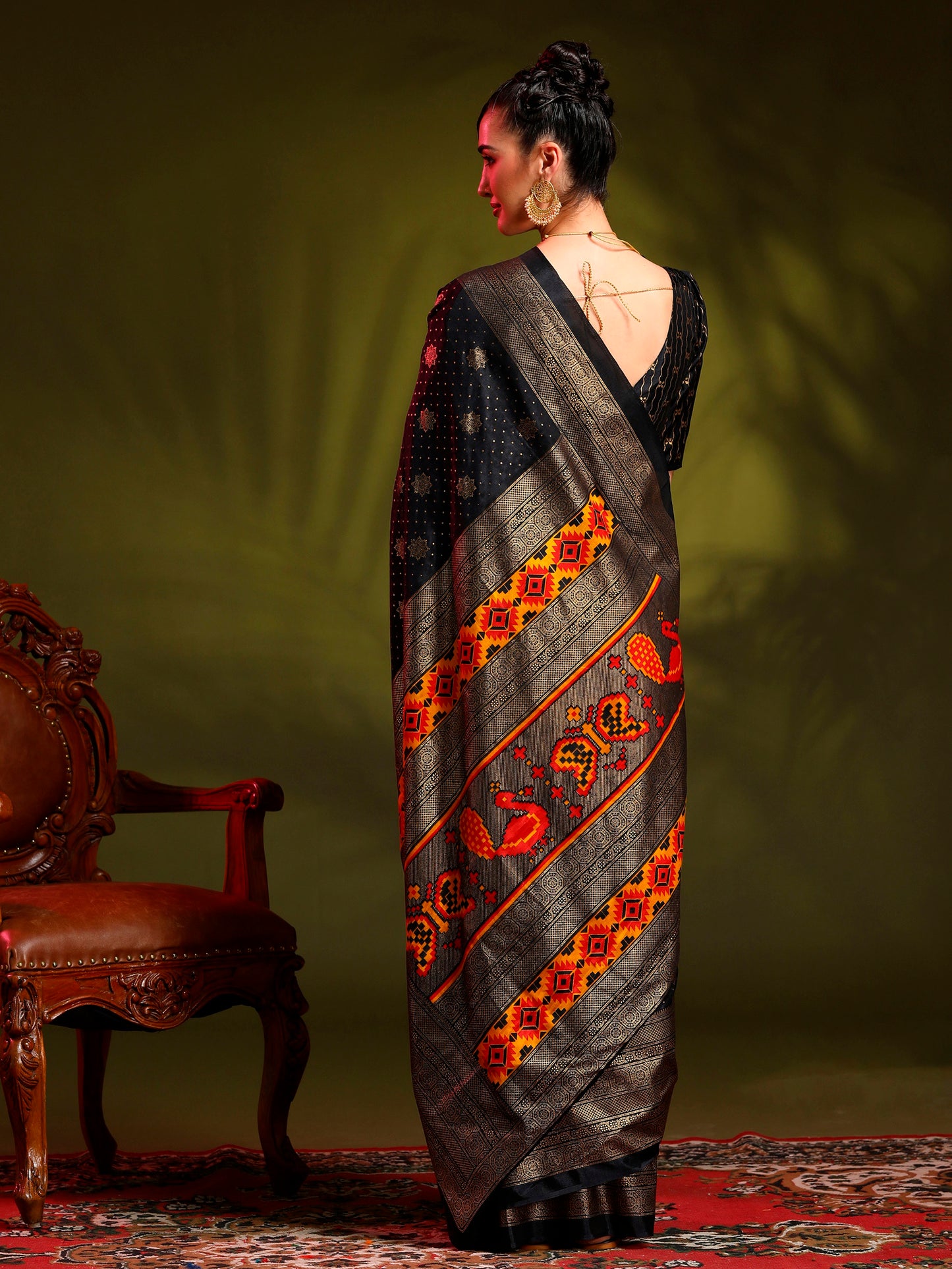 Women's Dola Silk Black Printed Designer Saree With Blouse Piece