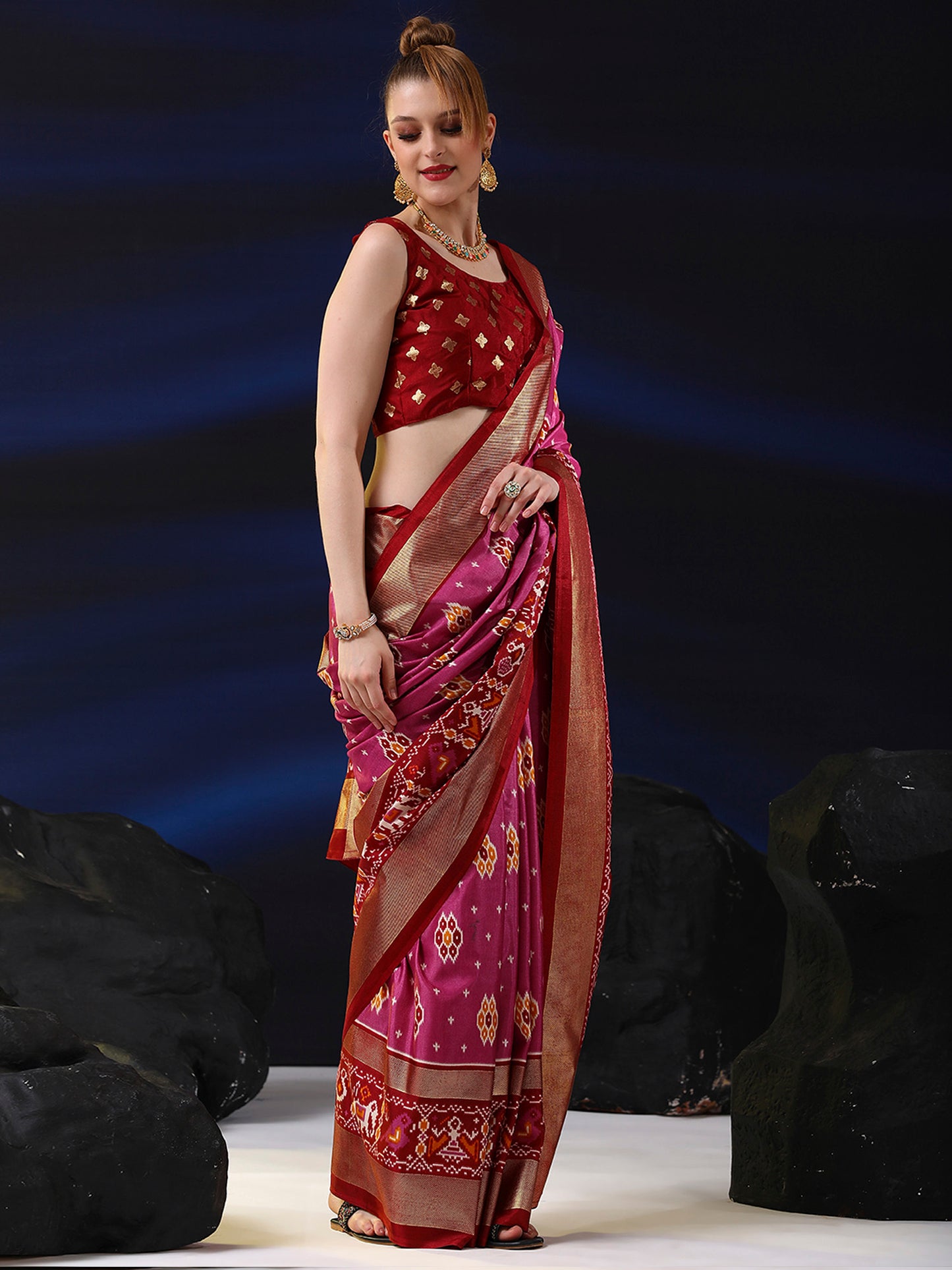 Women's Dola Silk Pink Printed Designer Saree With Blouse Piece