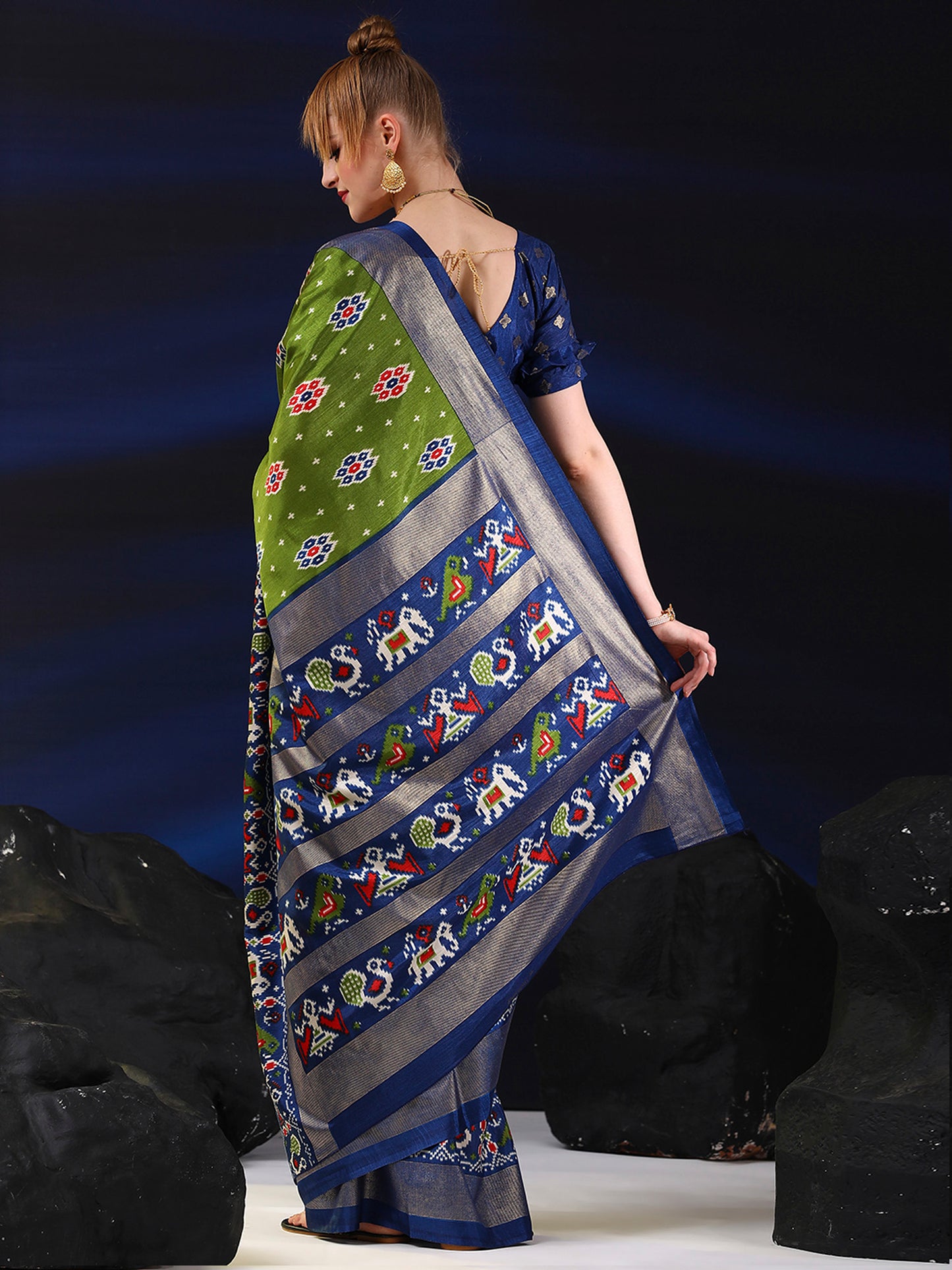 Women's Dola Silk Green Printed Designer Saree With Blouse Piece