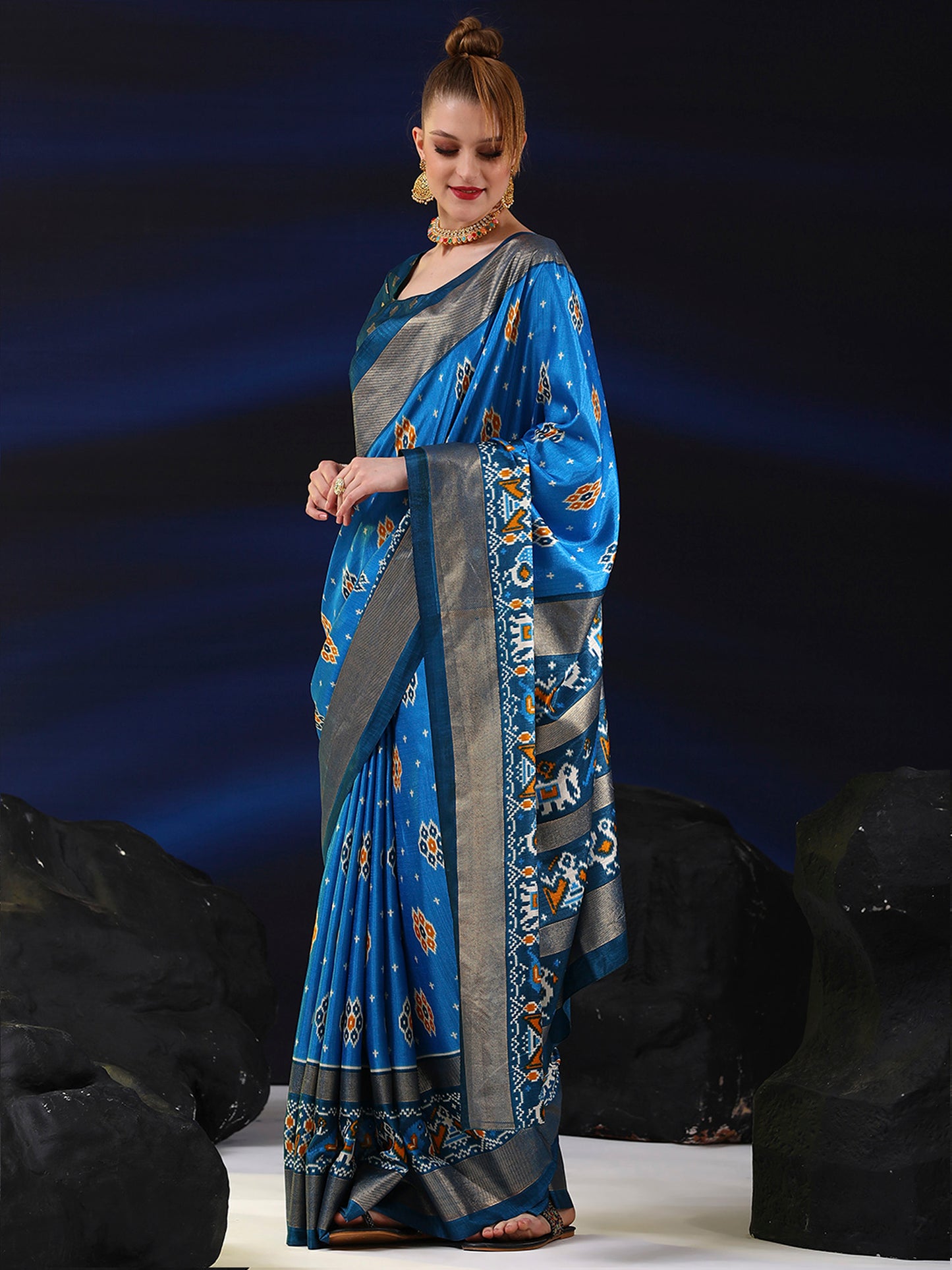 Women's Dola Silk Blue Printed Designer Saree With Blouse Piece
