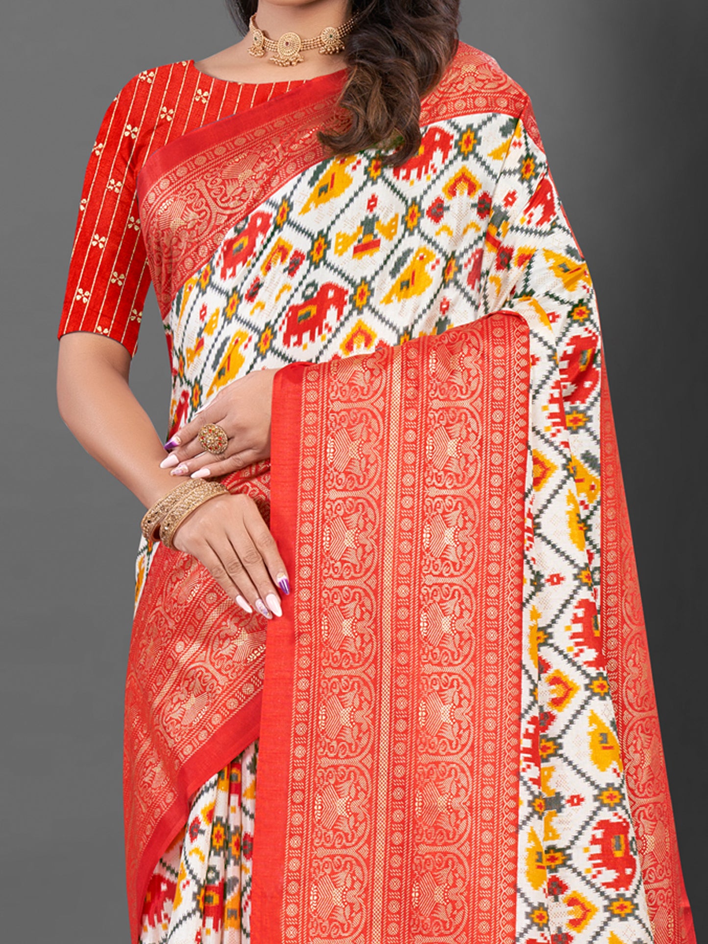 Women's Dola Silk White Printed Designer Saree With Blouse Piece