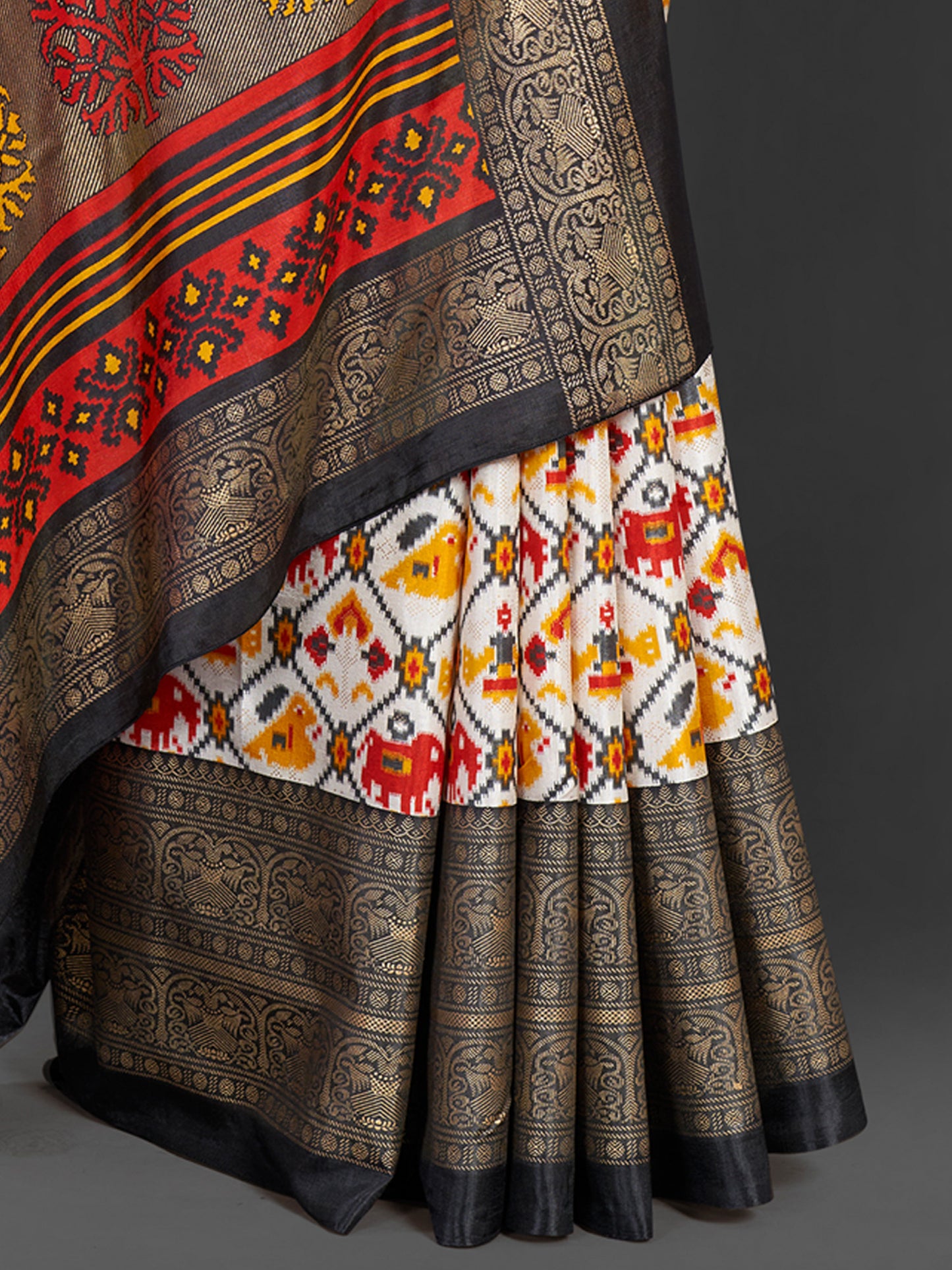 Women's Dola Silk White Printed Designer Saree With Blouse Piece