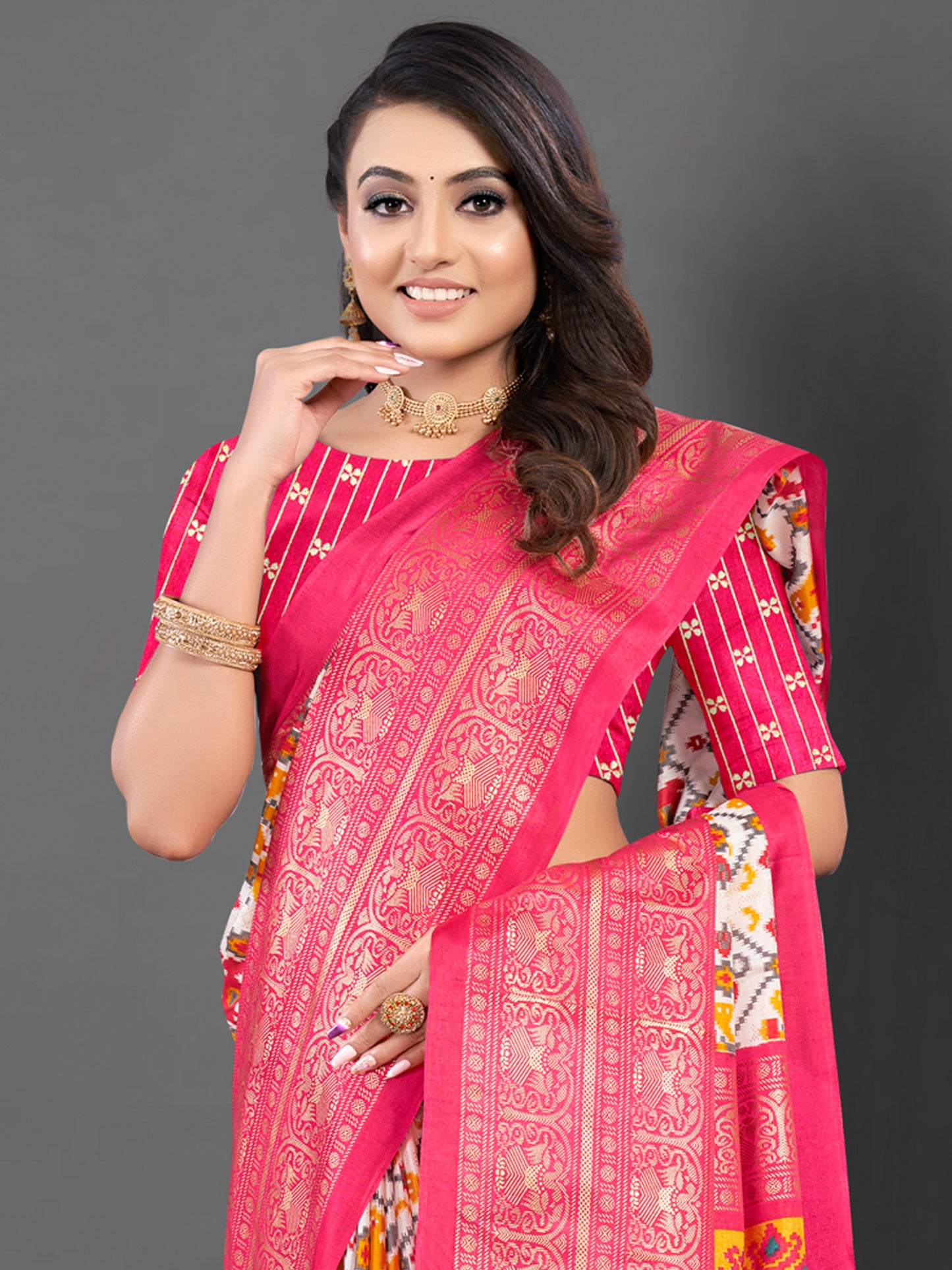 Women's Dola Silk White Printed Designer Saree With Blouse Piece