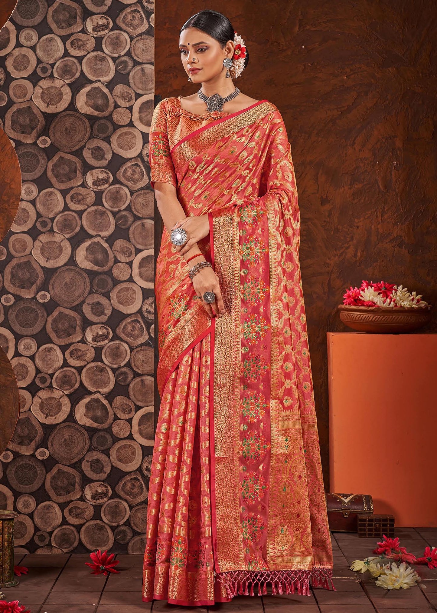 Dhiyona GR Women's Rashmika Tart Red Zari Woven Design Banarasi Organza Saree