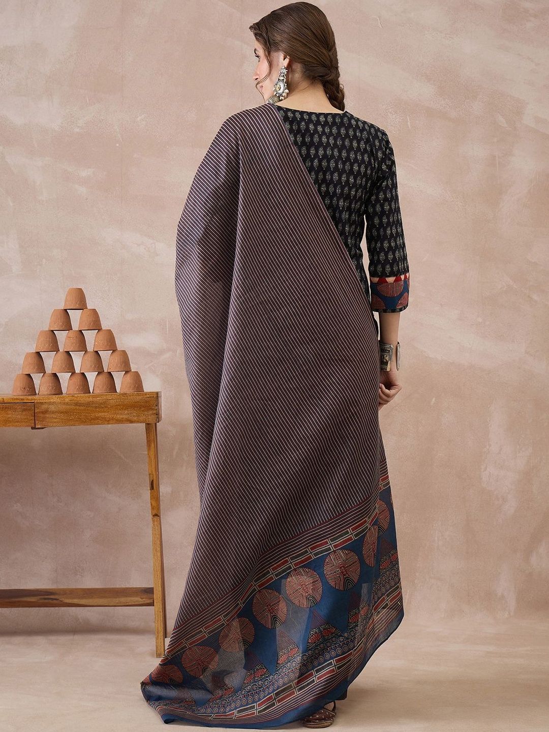 Women Ethnic Motifs Printed Regular Pure Cotton Kurta with Trousers & With Dupatta