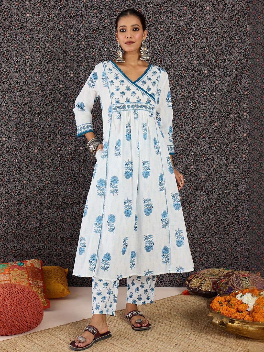 Dhiyona IE Printed V-Neck Three-Quarter Sleeves Pure Cotton Tunic And Trousers