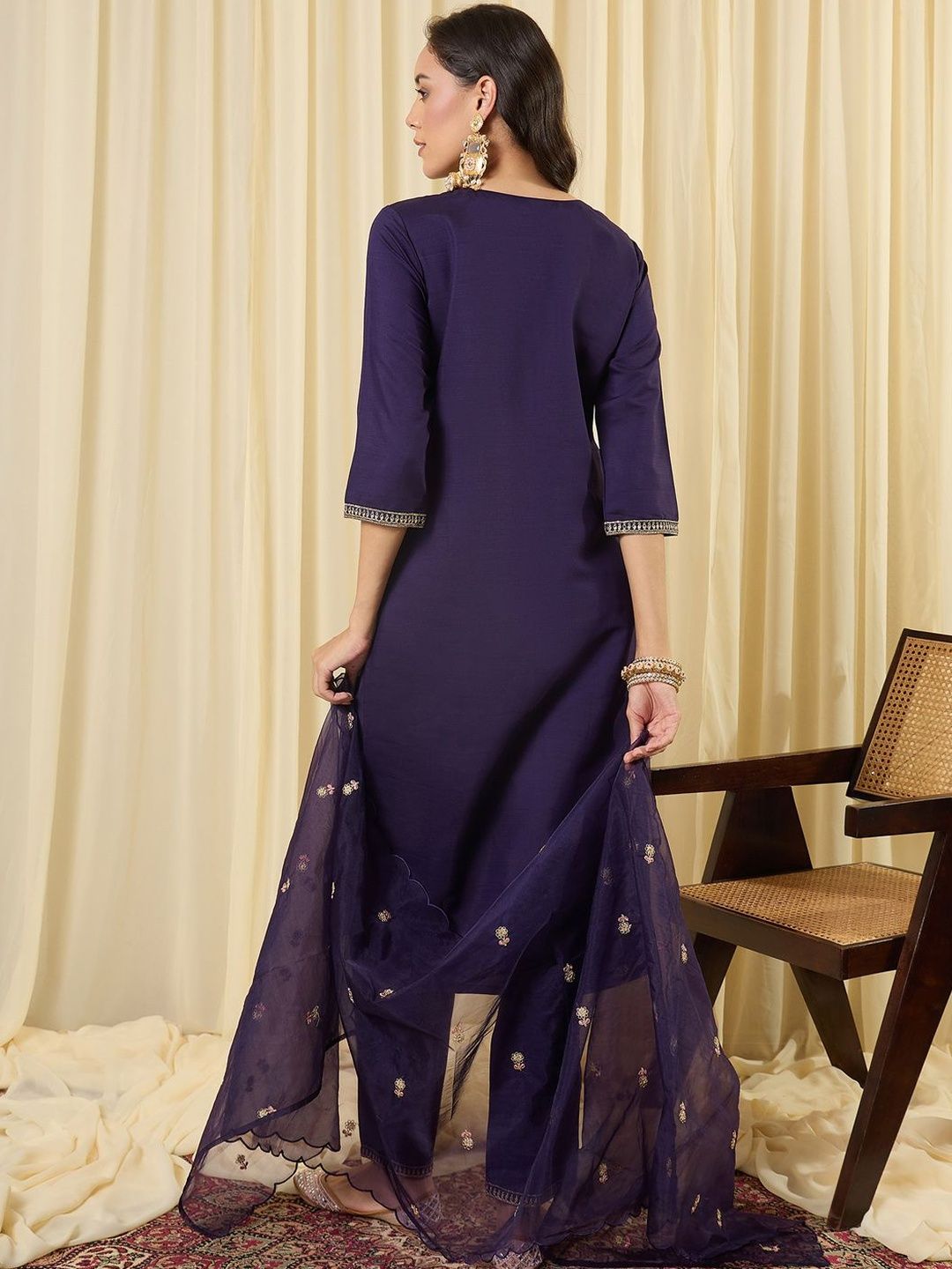 Women Ethnic Motifs Embroidered Regular Thread Work Kurta with Trousers & With Dupatta