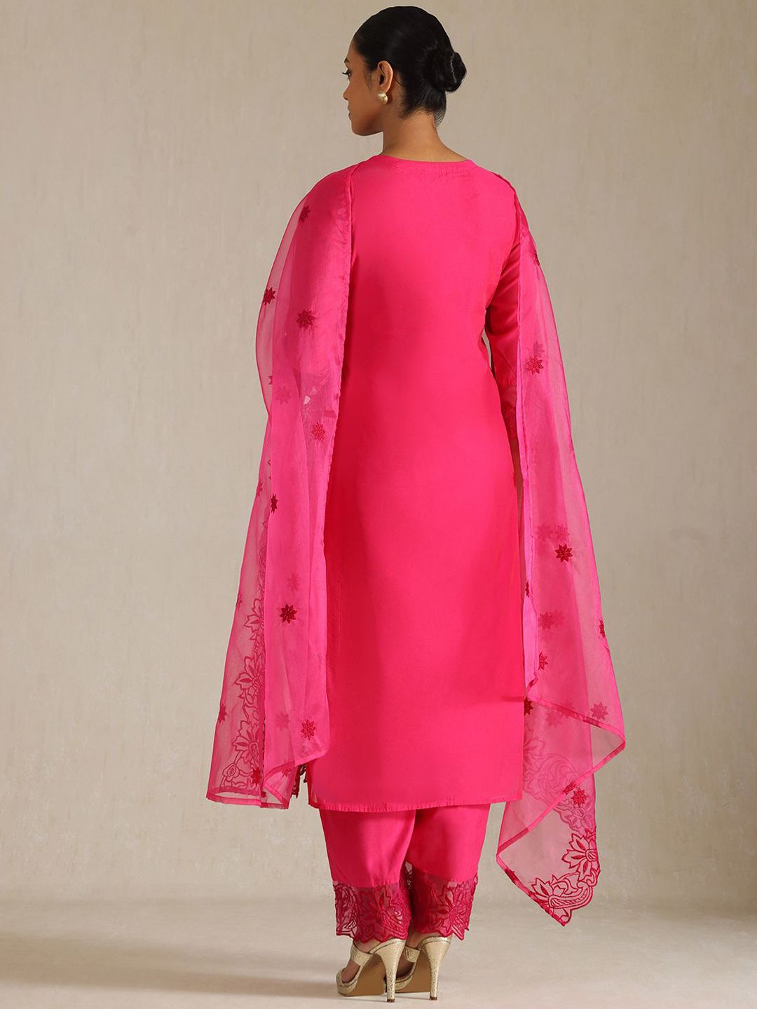 Dhiyona SO Women's Floral Embroidered Thread Work Chanderi Silk Straight Kurta With Palazzos And Dupatta